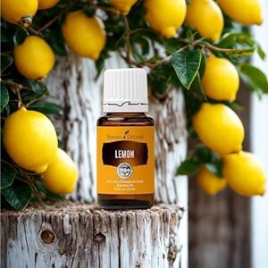 🌱 LEMON ESSENTIAL OIL 🍋 BY YOUNG LIVING 15 ML 🍋 FRESH 🌱NEW🌱